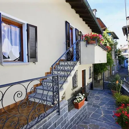 Casa Briscida Apartment Oggebbio Exterior photo